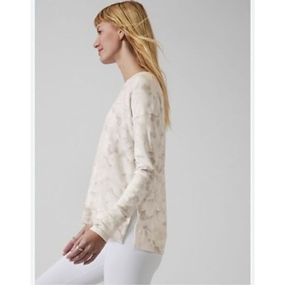 Athleta Boaster Luxe Printed Sweatshirt in Chakra Floral Bluff Grey Size XXS - Picture 2 of 9